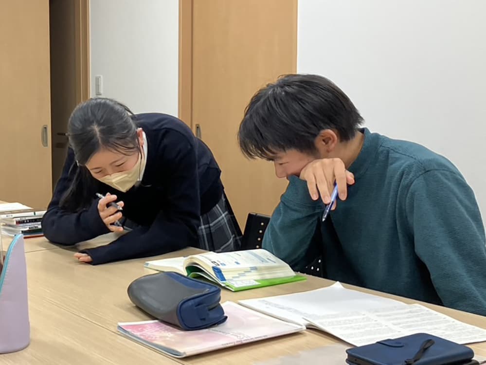 afa ATHLETE FUTURE ACADEMY　アスリート　フューチャー　アカデミー　AFA　静岡県　静岡市　清水区　静岡　清水　陸上　陸上競技　サッカー　野球　学習塾　塾　教室　SCHS　長距離　駅伝　短距離　かけっこ　教室　走り方　清水二中　清水三中　清水四中　陸上部　部活　併用　楽しい　小学生　中学生　高校生　ＳＴＡＴＳ SHIZUOKA TOP ATHLETE TEAMS スポーツ　運動　強化　村松原　やる気　生徒募集　選手募集　無料体験　県大会　東海大会　全国大会　出場　強豪　マラソン　大会　持久走　100ｍ　50ｍ　ダッシュ　YouTube